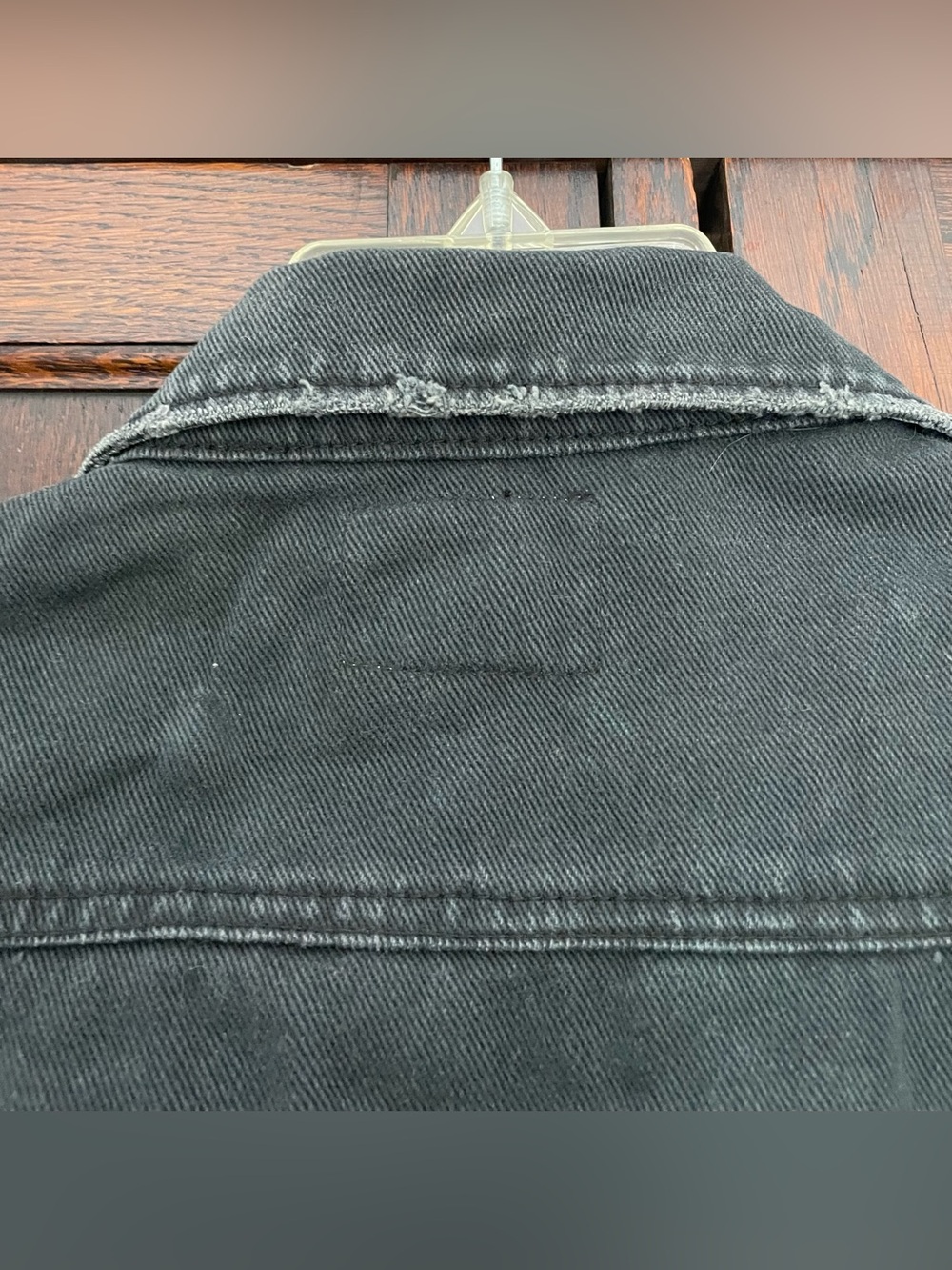 Vintage 2.1 Gray Denim Collared Distressed Cropped Vest Size L - Picture 6 of 8